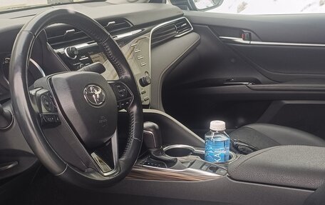 Toyota Camry, 2020 год, 2 950 000 рублей, 9 фотография