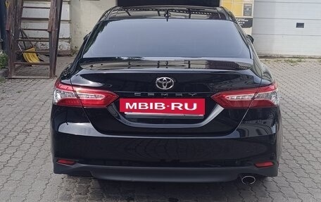 Toyota Camry, 2020 год, 2 950 000 рублей, 6 фотография