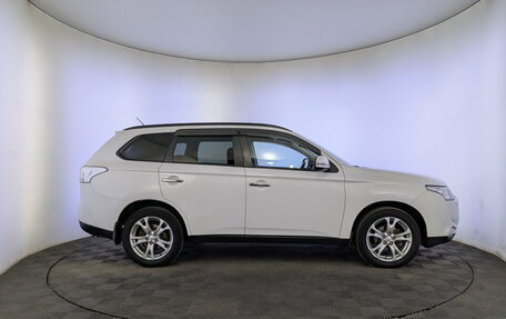 Mitsubishi Outlander III рестайлинг 3, 2012 год, 1 415 000 рублей, 4 фотография