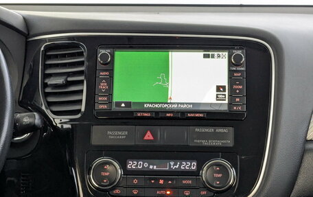 Mitsubishi Outlander III рестайлинг 3, 2012 год, 1 415 000 рублей, 15 фотография