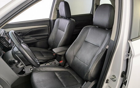 Mitsubishi Outlander III рестайлинг 3, 2012 год, 1 415 000 рублей, 21 фотография