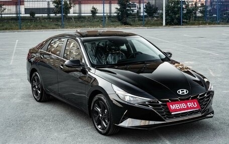 Hyundai Elantra, 2023 год, 1 430 000 рублей, 1 фотография