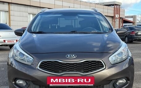 KIA cee'd III, 2014 год, 949 999 рублей, 2 фотография