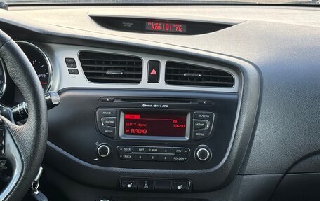 KIA cee'd III, 2014 год, 949 999 рублей, 18 фотография