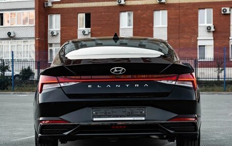 Hyundai Elantra, 2023 год, 1 430 000 рублей, 6 фотография