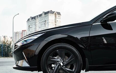 Hyundai Elantra, 2023 год, 1 430 000 рублей, 8 фотография