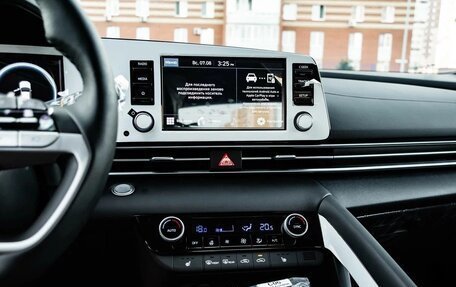 Hyundai Elantra, 2023 год, 1 430 000 рублей, 23 фотография