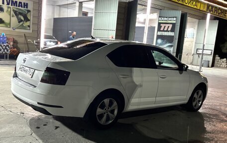 Skoda Octavia, 2018 год, 1 050 000 рублей, 8 фотография