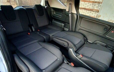 Honda Freed II, 2023 год, 1 640 000 рублей, 13 фотография