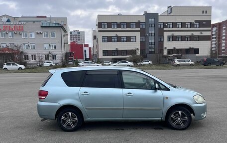 Toyota Ipsum II, 2001 год, 650 000 рублей, 7 фотография