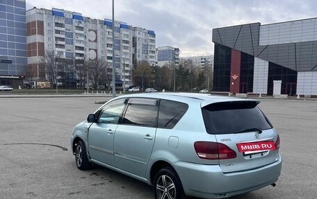 Toyota Ipsum II, 2001 год, 650 000 рублей, 4 фотография