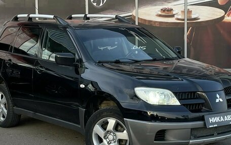 Mitsubishi Outlander III рестайлинг 3, 2007 год, 630 000 рублей, 4 фотография