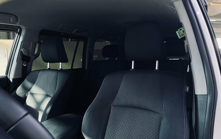 Toyota Land Cruiser Prado 150 рестайлинг, 2018 год, 5 100 000 рублей, 10 фотография