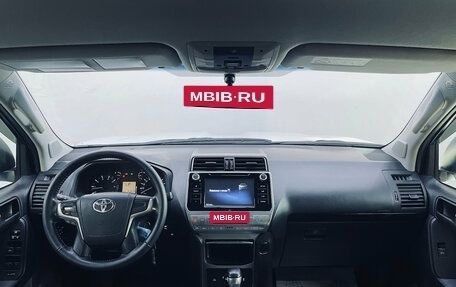 Toyota Land Cruiser Prado 150 рестайлинг, 2018 год, 5 100 000 рублей, 11 фотография