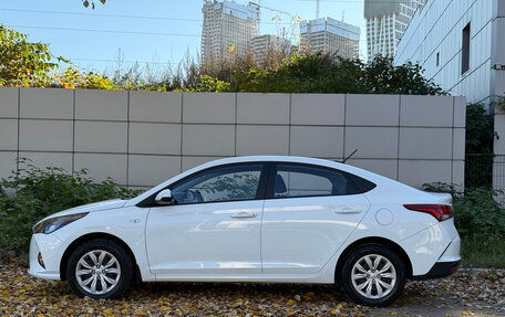 Hyundai Solaris II рестайлинг, 2020 год, 1 650 000 рублей, 5 фотография