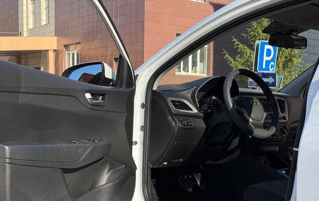 Hyundai Solaris II рестайлинг, 2020 год, 1 650 000 рублей, 10 фотография
