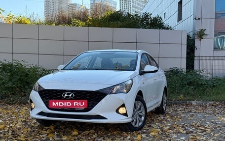 Hyundai Solaris II рестайлинг, 2020 год, 1 650 000 рублей, 2 фотография