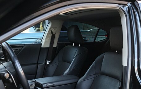 Lexus ES VII, 2022 год, 4 695 000 рублей, 22 фотография