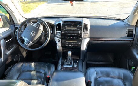 Toyota Land Cruiser 200, 2014 год, 4 800 000 рублей, 12 фотография