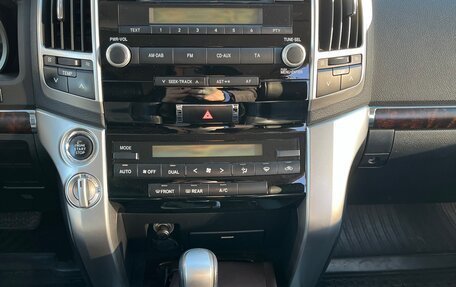 Toyota Land Cruiser 200, 2014 год, 4 800 000 рублей, 13 фотография