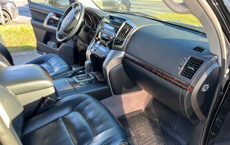 Toyota Land Cruiser 200, 2014 год, 4 800 000 рублей, 11 фотография