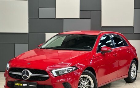 Mercedes-Benz A-Класс, 2019 год, 2 390 000 рублей, 1 фотография