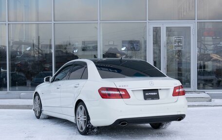 Mercedes-Benz E-Класс, 2010 год, 1 671 000 рублей, 2 фотография