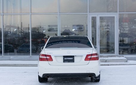 Mercedes-Benz E-Класс, 2010 год, 1 671 000 рублей, 4 фотография