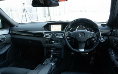 Mercedes-Benz E-Класс, 2010 год, 1 671 000 рублей, 11 фотография