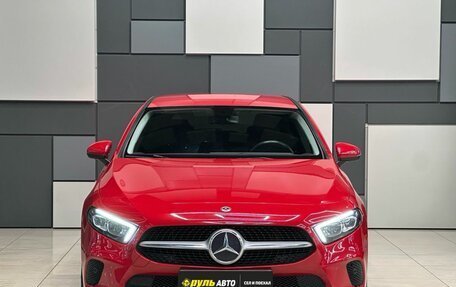 Mercedes-Benz A-Класс, 2019 год, 2 390 000 рублей, 2 фотография
