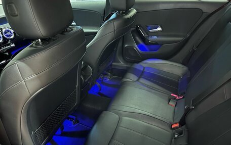 Mercedes-Benz A-Класс, 2019 год, 2 390 000 рублей, 7 фотография