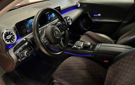 Mercedes-Benz A-Класс, 2019 год, 2 390 000 рублей, 6 фотография