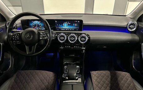 Mercedes-Benz A-Класс, 2019 год, 2 390 000 рублей, 8 фотография