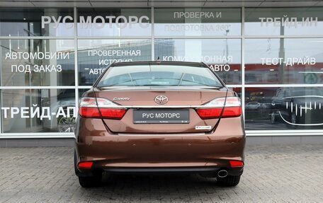 Toyota Camry, 2018 год, 2 490 000 рублей, 4 фотография