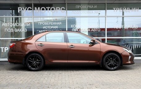 Toyota Camry, 2018 год, 2 490 000 рублей, 5 фотография