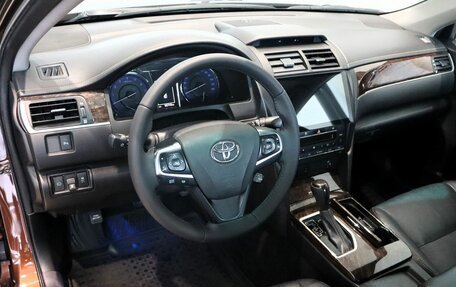 Toyota Camry, 2018 год, 2 490 000 рублей, 13 фотография
