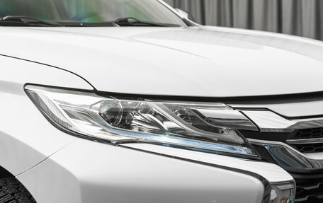 Mitsubishi Pajero Sport III рестайлинг, 2018 год, 3 380 000 рублей, 25 фотография