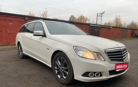 Mercedes-Benz E-Класс, 2010 год, 1 320 000 рублей, 1 фотография