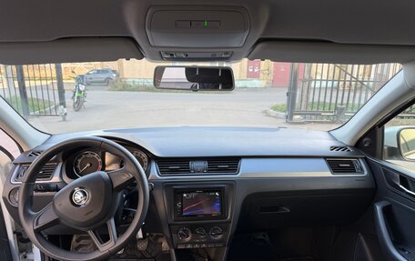 Skoda Rapid I, 2017 год, 1 120 000 рублей, 10 фотография