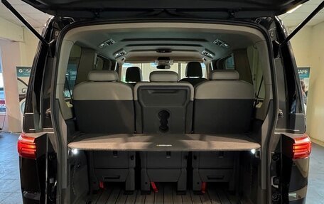 Volkswagen Multivan, 2023 год, 5 650 000 рублей, 4 фотография
