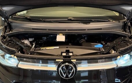 Volkswagen Multivan, 2023 год, 5 650 000 рублей, 3 фотография
