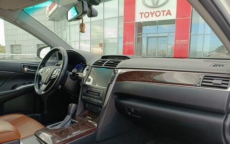 Toyota Camry, 2018 год, 2 160 000 рублей, 9 фотография