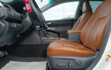 Toyota Camry, 2018 год, 2 160 000 рублей, 6 фотография