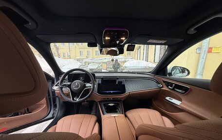 Mercedes-Benz E-Класс, 2024 год, 6 999 999 рублей, 12 фотография