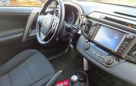 Toyota RAV4, 2017 год, 2 250 000 рублей, 3 фотография