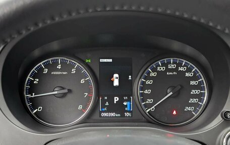Mitsubishi Outlander III рестайлинг 3, 2019 год, 2 097 000 рублей, 10 фотография