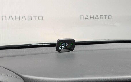 Mitsubishi Outlander III рестайлинг 3, 2019 год, 2 097 000 рублей, 13 фотография