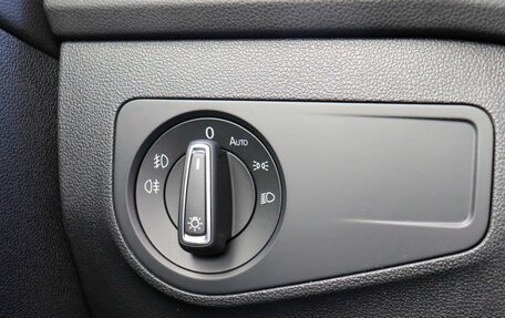 Volkswagen Tiguan II, 2017 год, 2 100 000 рублей, 22 фотография