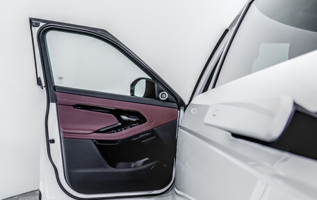 Land Rover Range Rover Evoque II, 2024 год, 4 990 000 рублей, 13 фотография