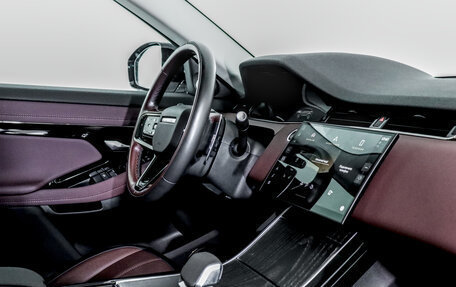 Land Rover Range Rover Evoque II, 2024 год, 4 990 000 рублей, 16 фотография